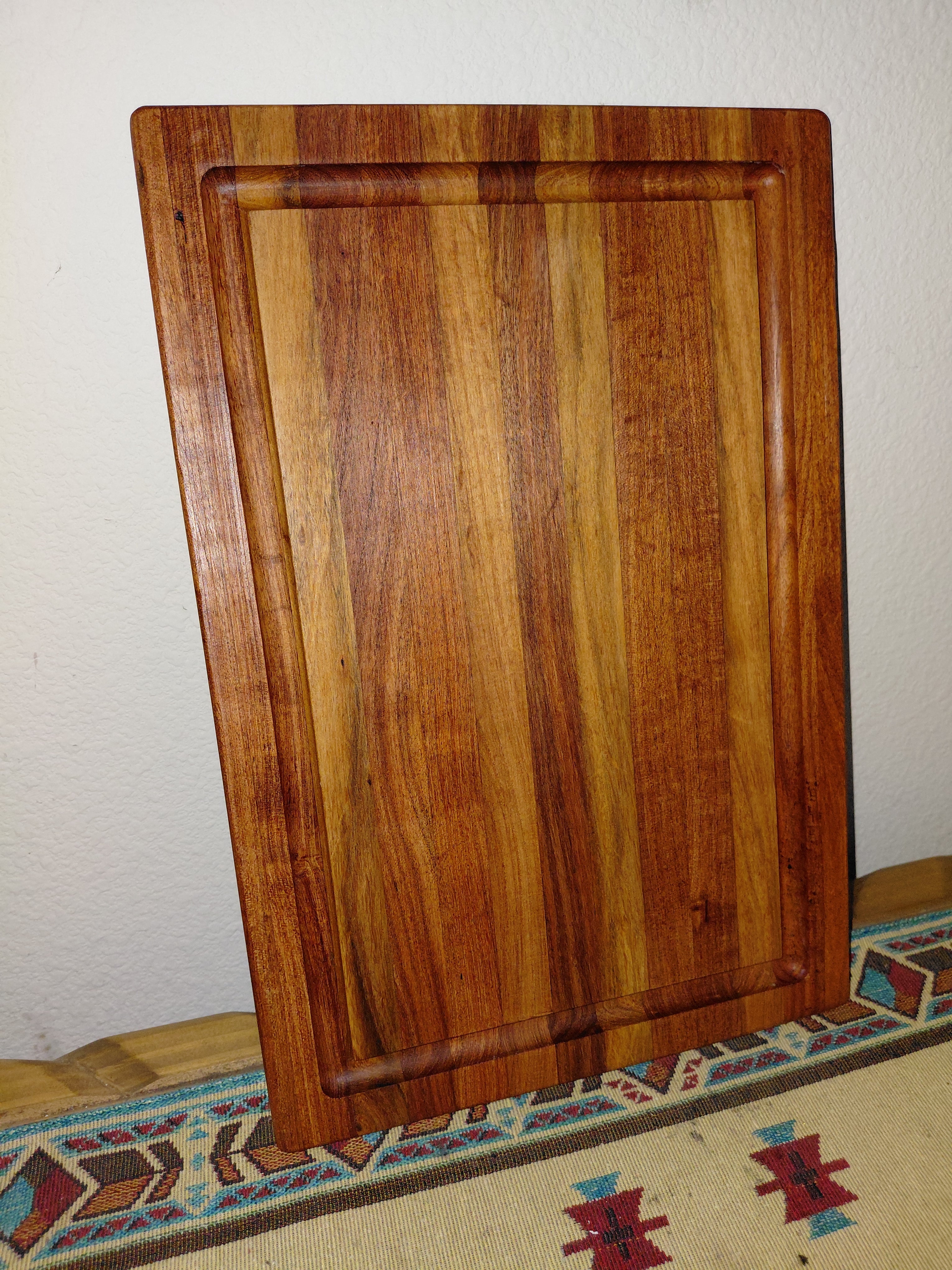 Premium Edge Grain Mesquite Cutting Board with Juice Groove – 17 x 11.5"
